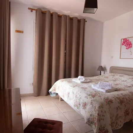 Amelia Two Bedroom - 202 Апартаменты Пафос