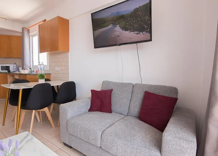 Amelia Two Bedroom - 202 Apartmán *